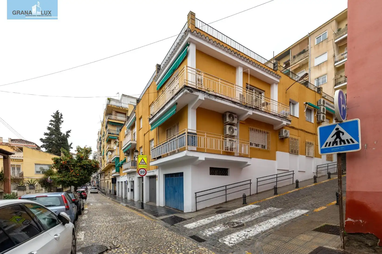 Piso con terraza en venta en Calle de Santiago