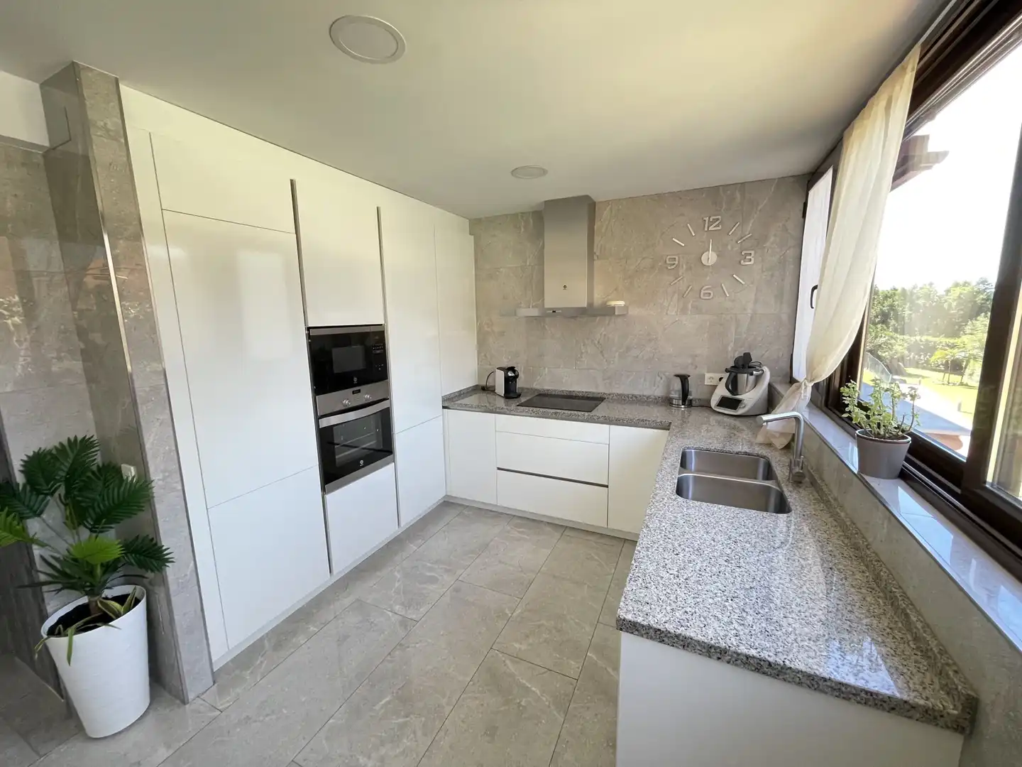 Apartament amb piscina en venda a Marbella Centro, imagen 14