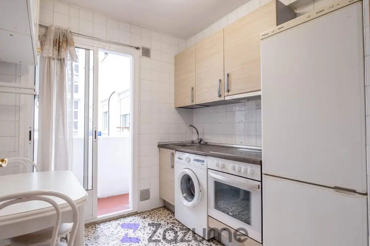 Flat with lift to rent in C. de Andrés Vicente, imagen 4