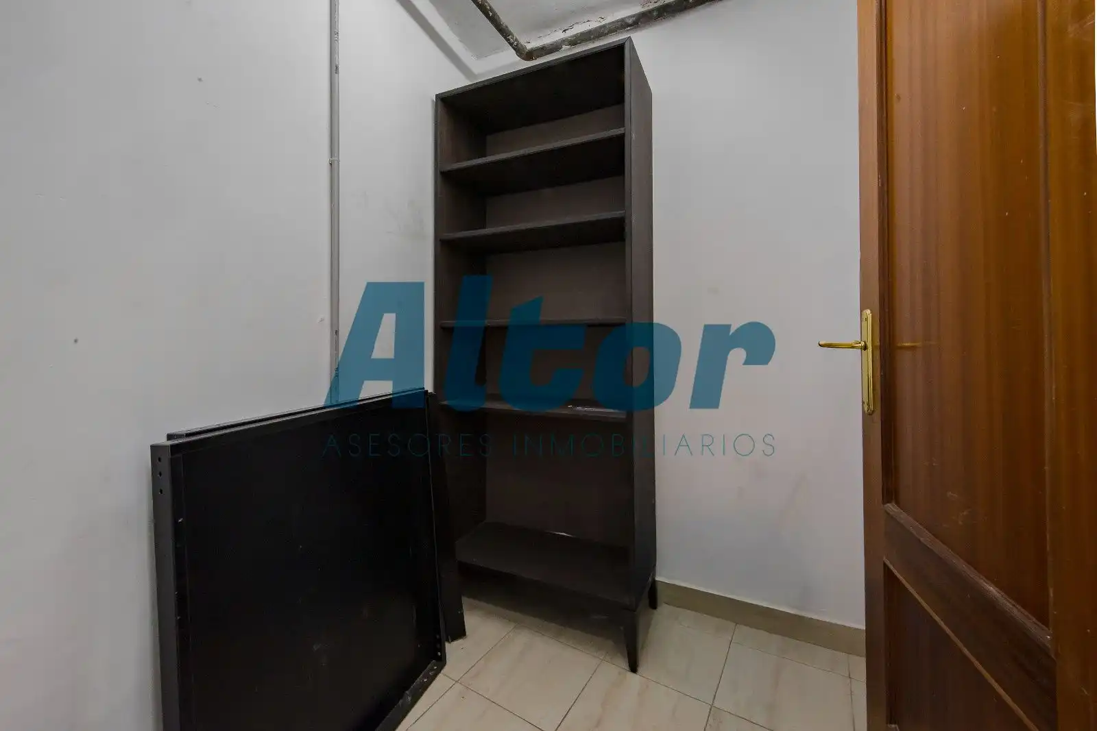Commercial properties for sale in Madrid  with Air Conditioner