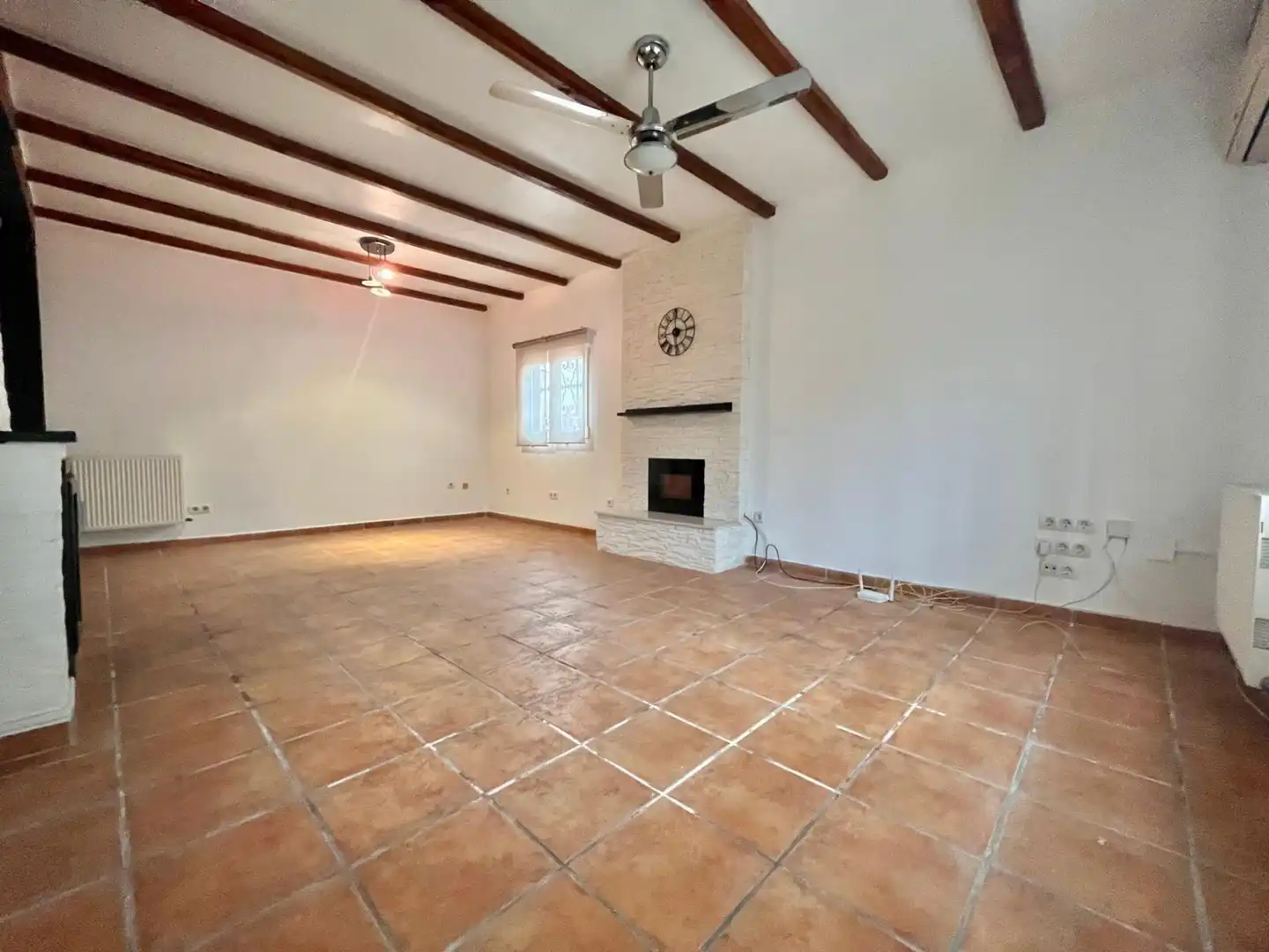 Sala d'estar de Casa o xalet en venda en Torrevieja amb Aire condicionat, Calefacció i Jardí privat