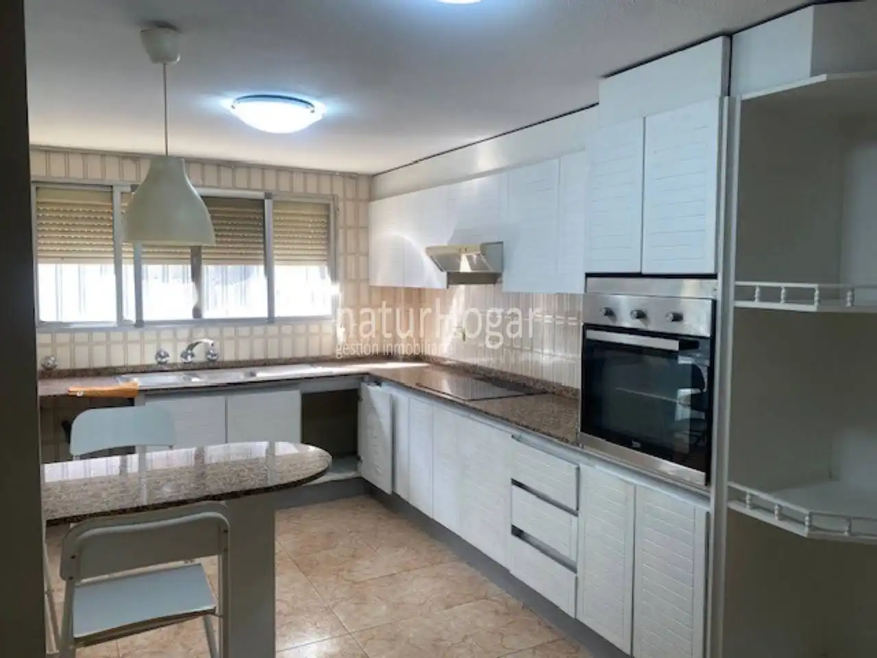 Cuina de Pis de lloguer en Valencia amb Aire condicionat, Calefacció i Parquet
