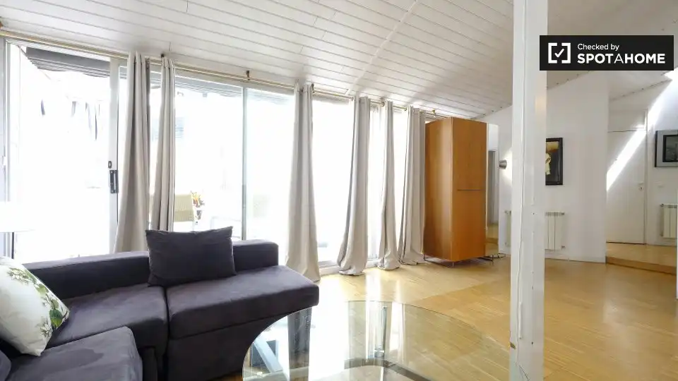 Room in Sol