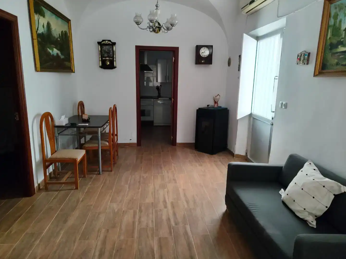 Sala d'estar de Planta baixa en venda en Zarza-Capilla amb Aire condicionat, Traster i Moblat