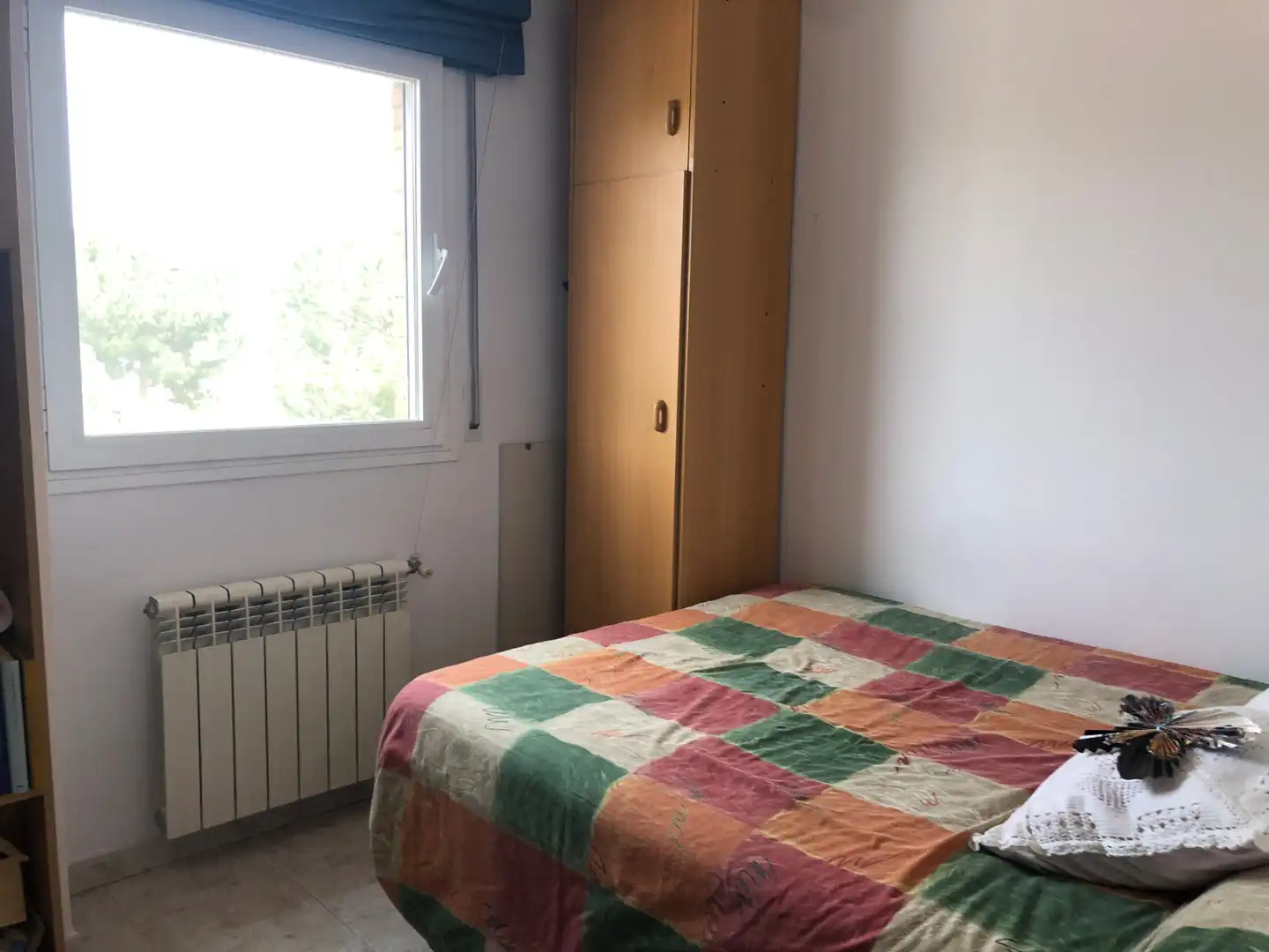 Dormitori de Pis en venda en Figueres amb Aire condicionat, Calefacció i Moblat