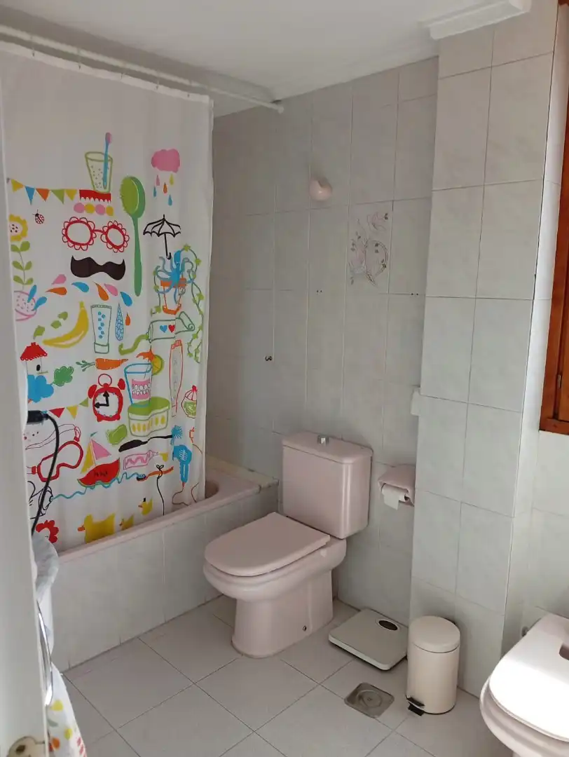 Baño de Piso en venta en Gijón  con Calefacción, Parquet y Terraza