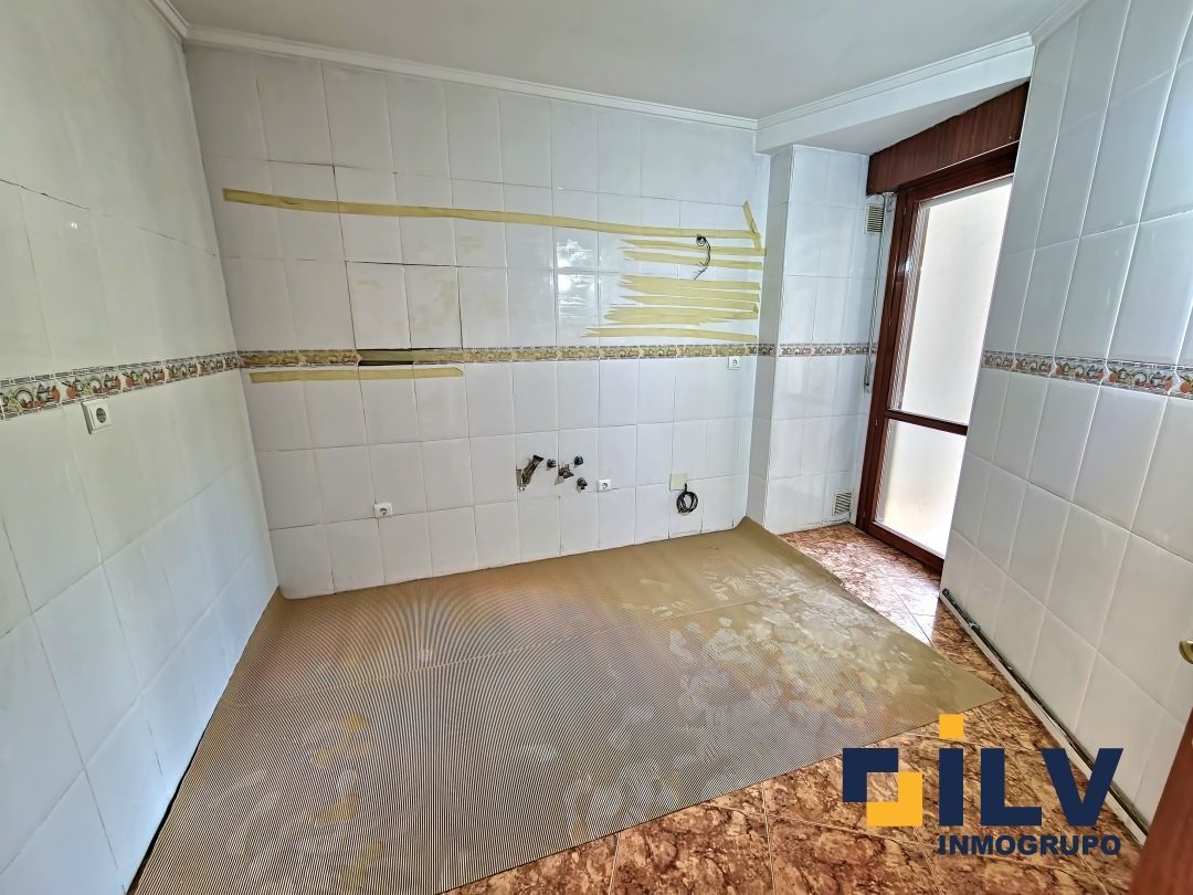 Cuina de Pis en venda en Santurtzi  amb Calefacció i Balcó