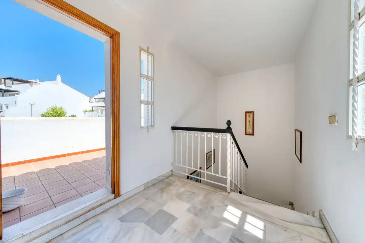 Casa adosada en venta en Estepona con Jardín privado, Terraza y Piscina comunitaria