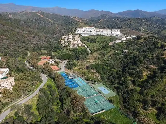Terreno rustico in vendita a Altos de Estepona