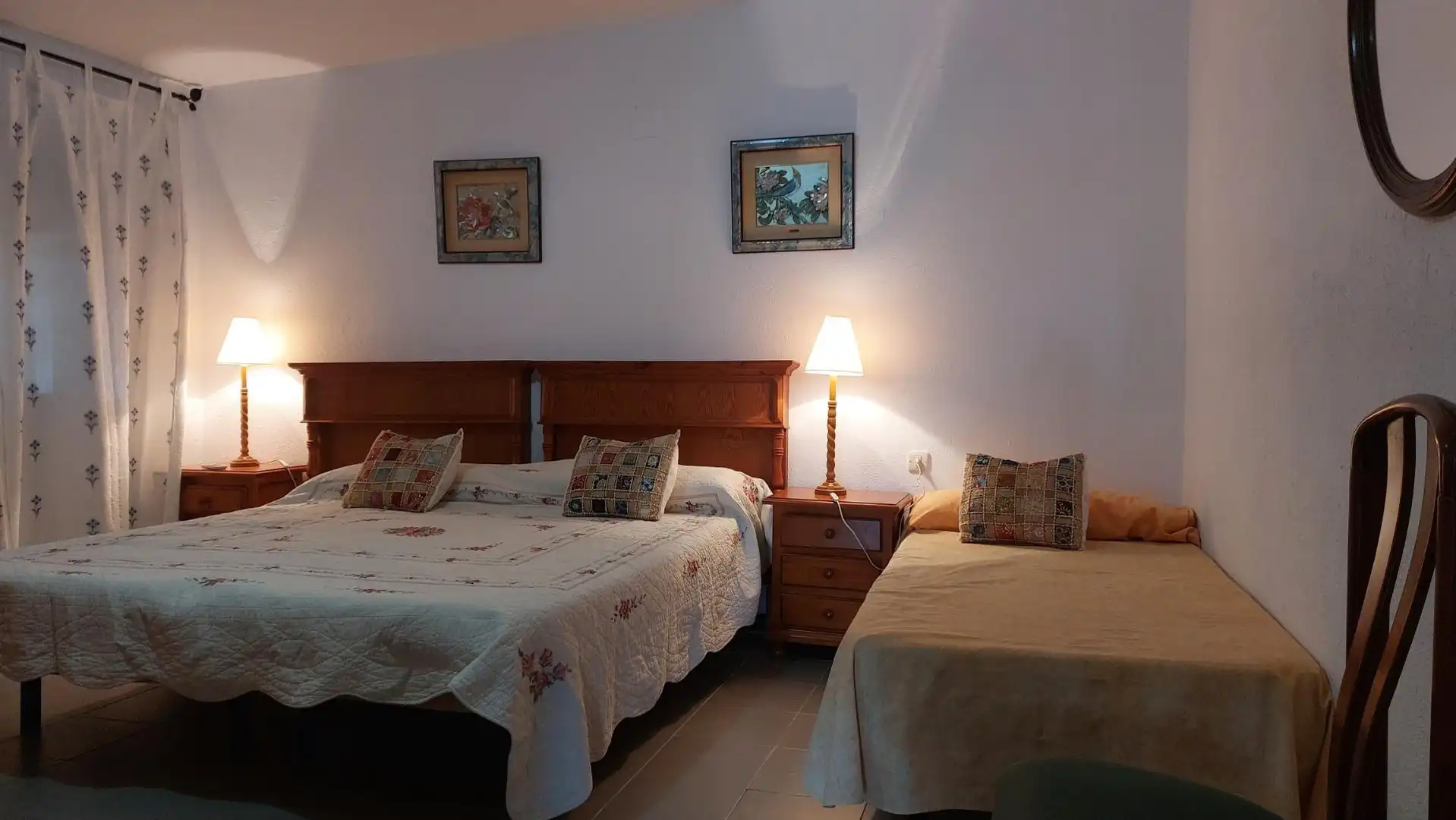 Schlafzimmer von Country house zum Verkauf in Villanueva del Río y Minas mit Klimaanlage, Abstellraum und Schwimmbad