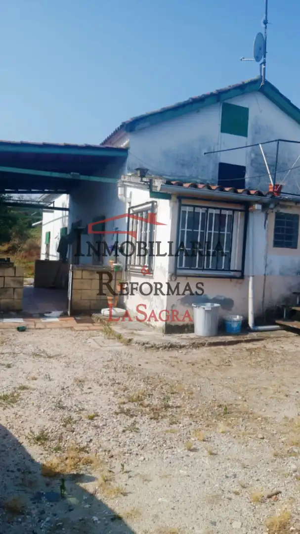 Vista exterior de Finca rústica en venta en Talayuela con Jardín privado, Terraza y Amueblado