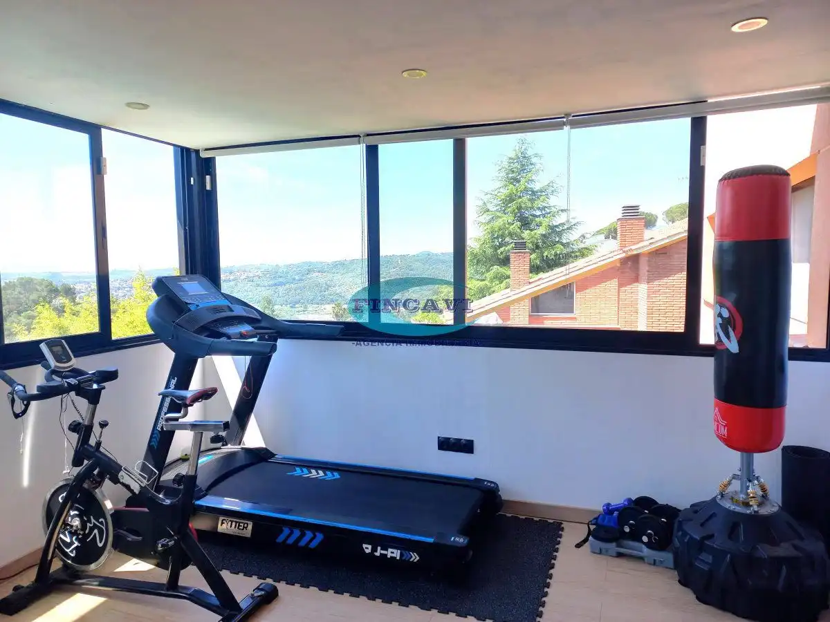 Habitación de Casa o chalet en venta en L'Ametlla del Vallès con Calefacción y Piscina