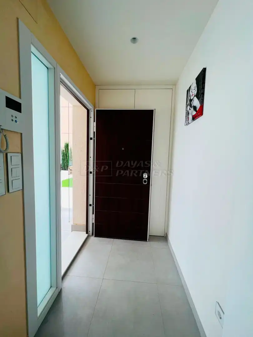 Casa amb terrassa en venda a alfredo nobel 147, imagen 4
