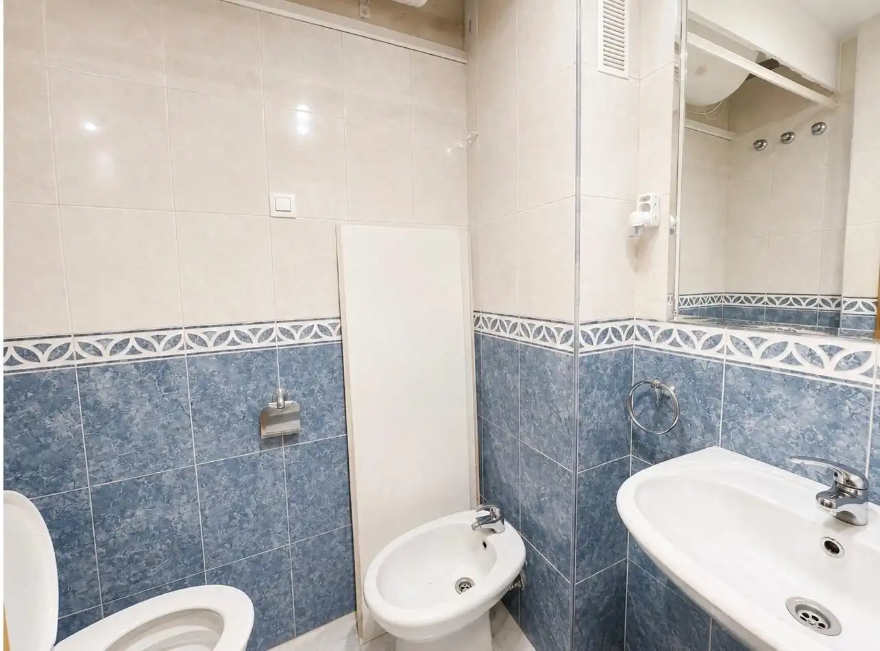 Bathroom of Study for sale in Málaga  with Alarm