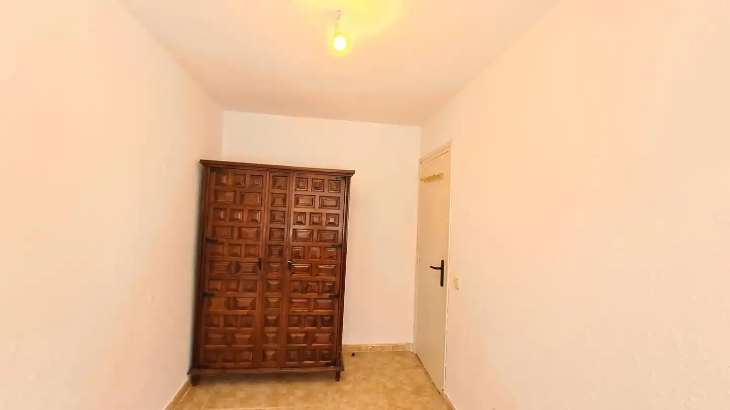 Dormitori de Casa o xalet en venda en La Adrada  amb Terrassa