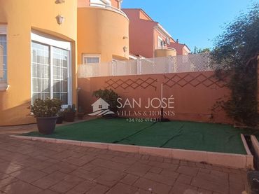 Bungalow avec balcon à vendre à Aspe Centro