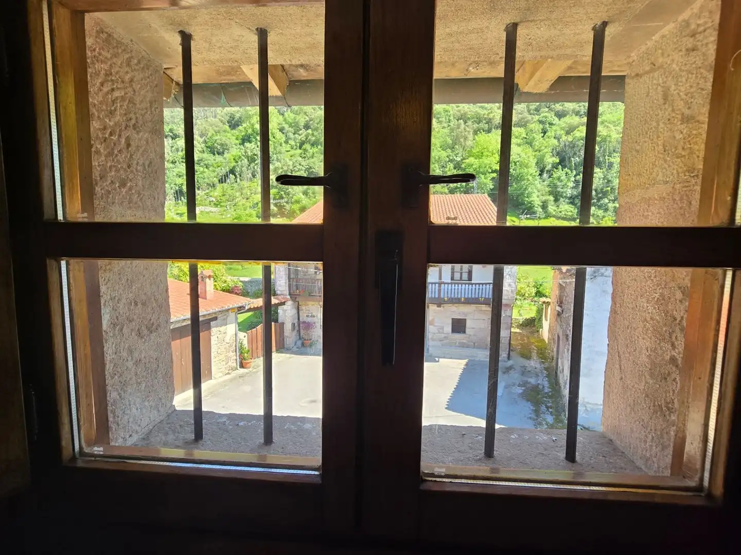 Balcony of Houses for sale in Valdáliga  with Heating and Private garden