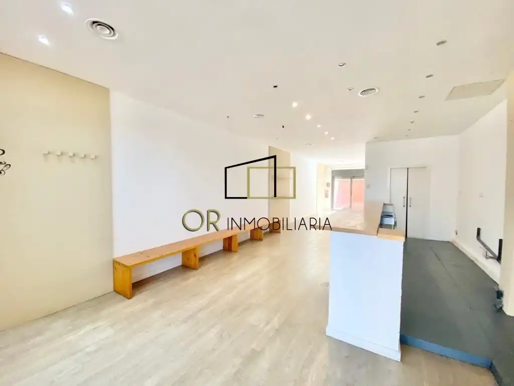 Local comercial en venta en Sant Julià, imagen 10