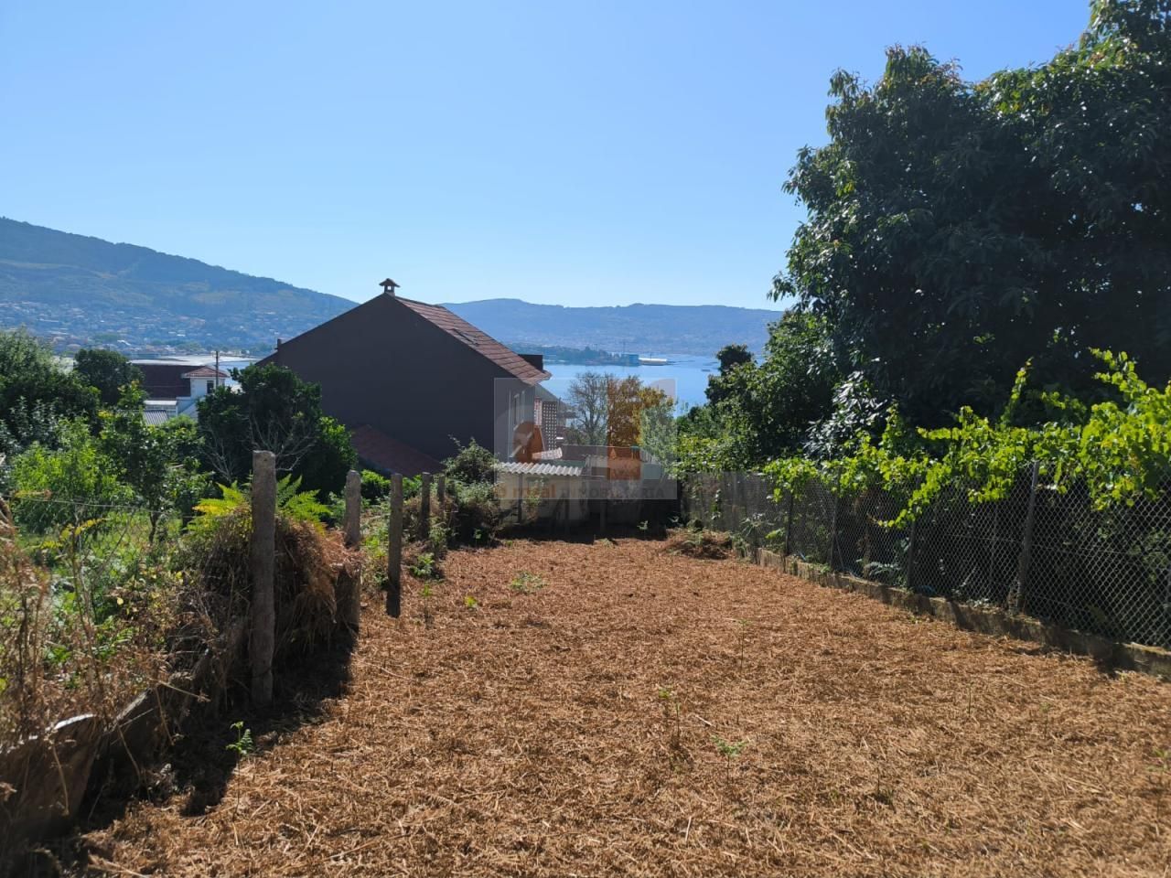 Finca rústica en venda en Moaña amb Jardí privat