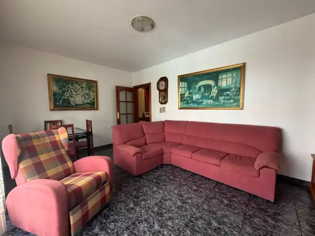 Sala d'estar de Pis en venda en Premià de Mar amb Terrassa, Moblat i Forn