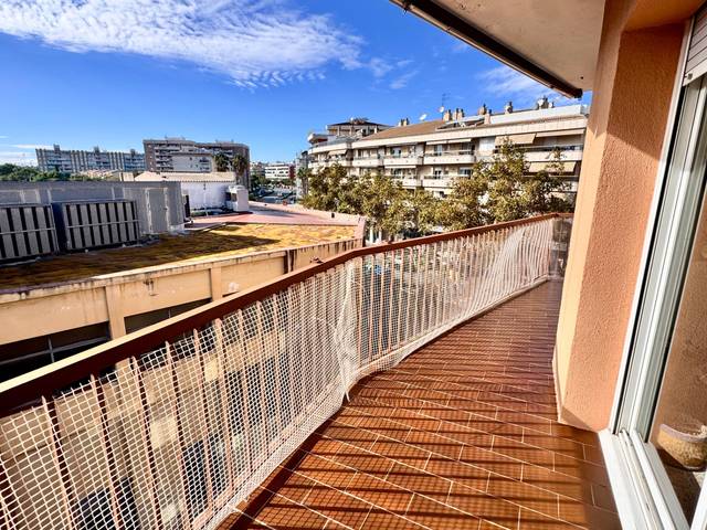 Piso en Venta en Carrer de l'Estany en Sant Joan