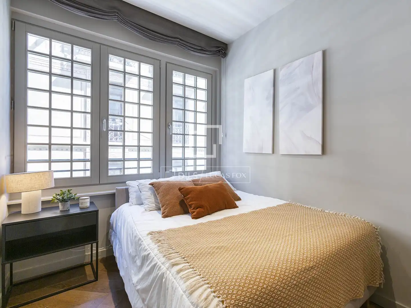 Bedroom of Flat for sale in Barcelona  with Air Conditioner, Heating and Parquet flooring