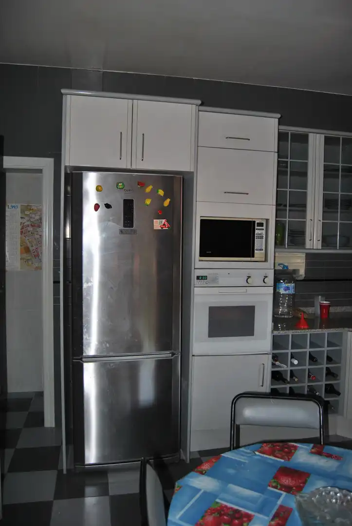 Cocina de Casa o chalet en venta en San Vicente del Raspeig / Sant Vicent del Raspeig con Aire acondicionado, Jardín privado y Piscina