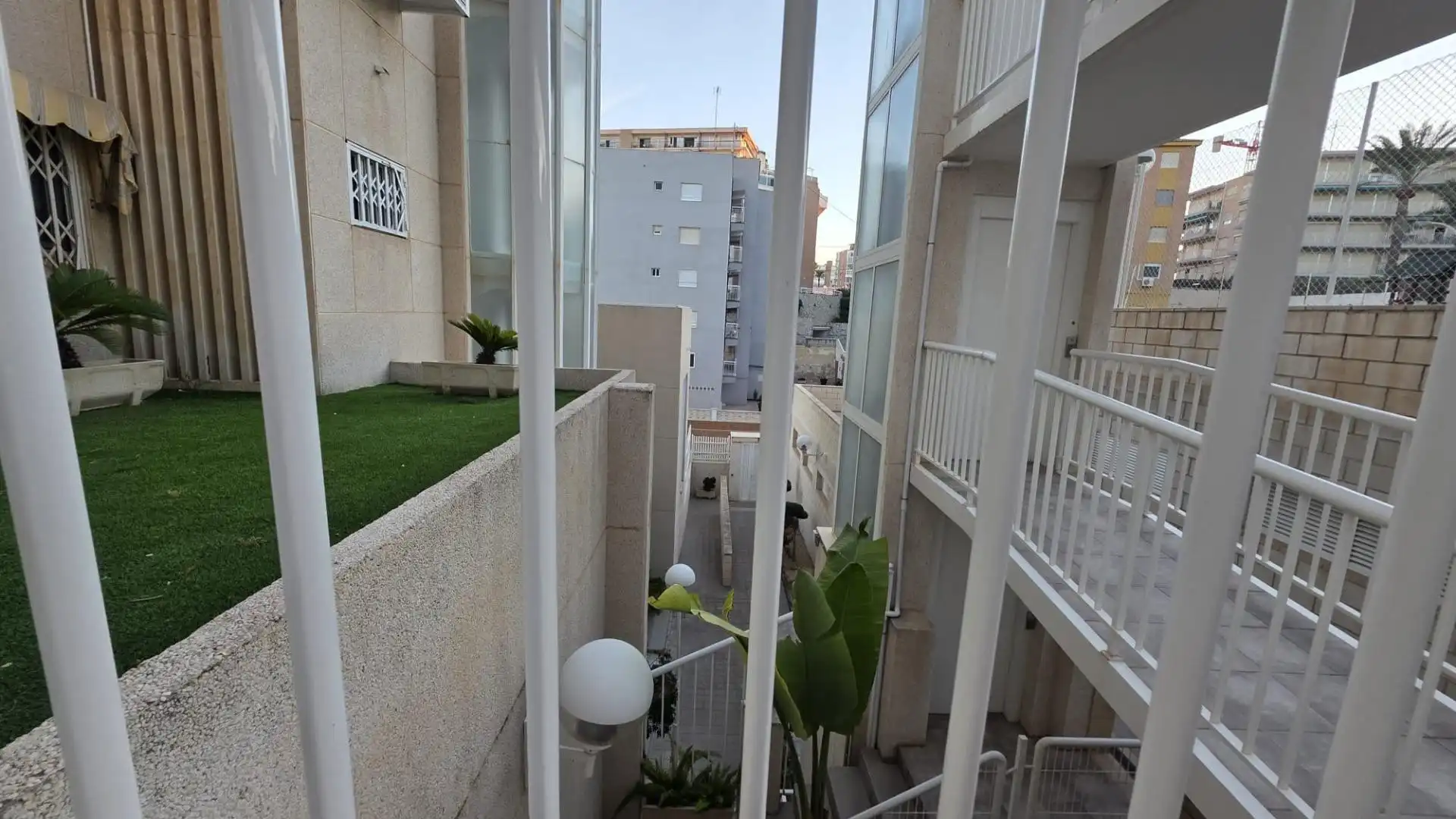 Bajo con piscina en venta en Playa Muchavista, imagen 47