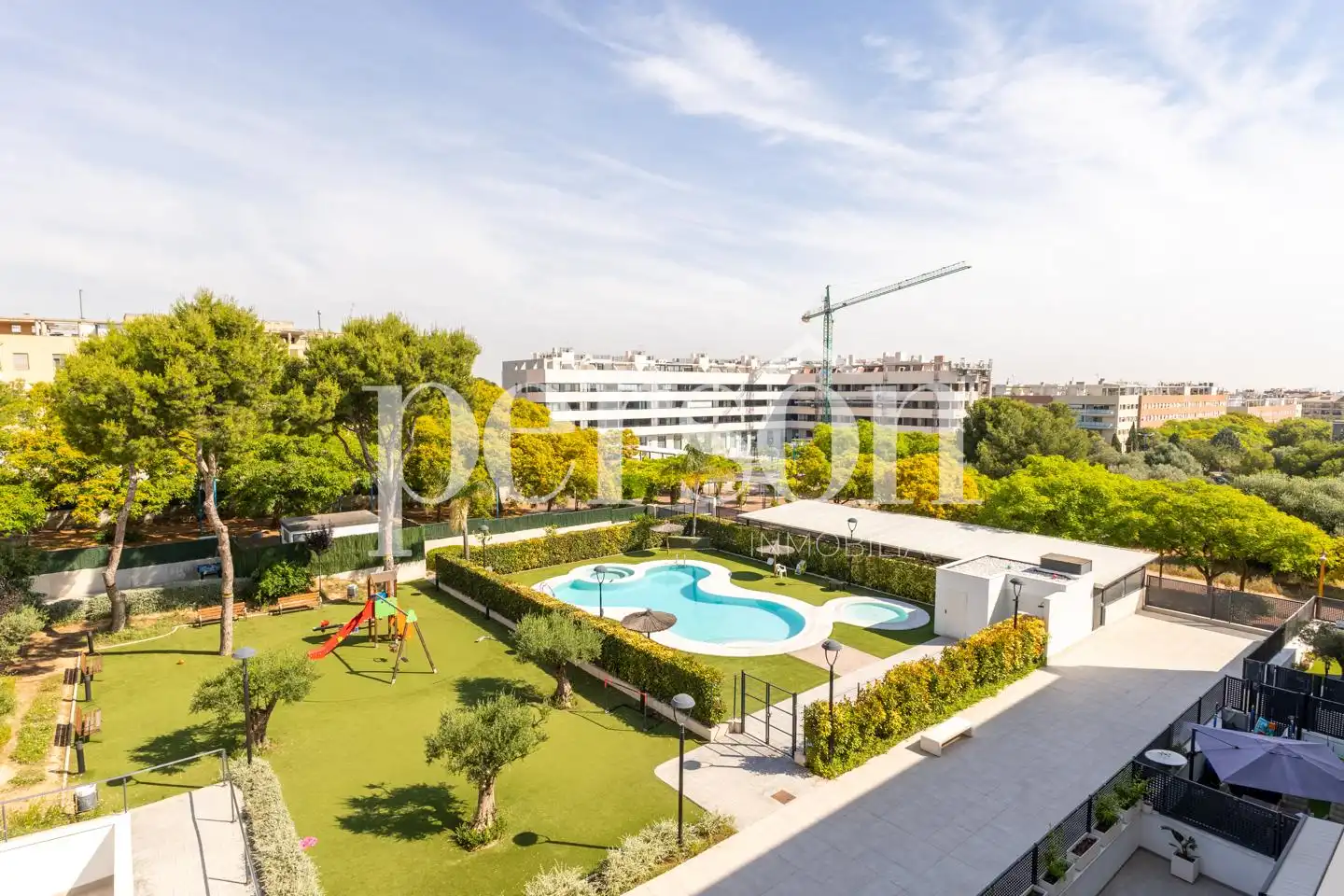 Jardín de Ático en venta en Torrent con Aire acondicionado, Terraza y Trastero