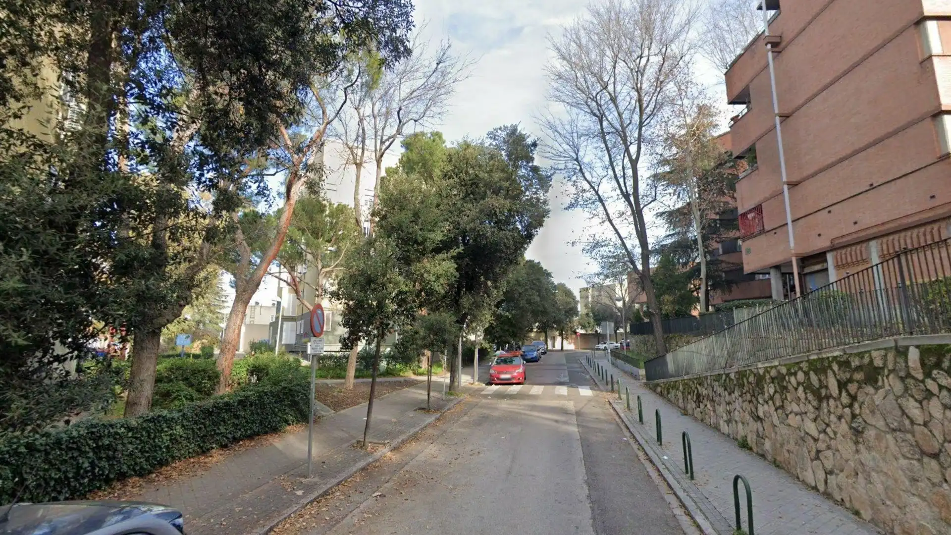 Casa aparellada en venda a Escalonilla, imagen 2