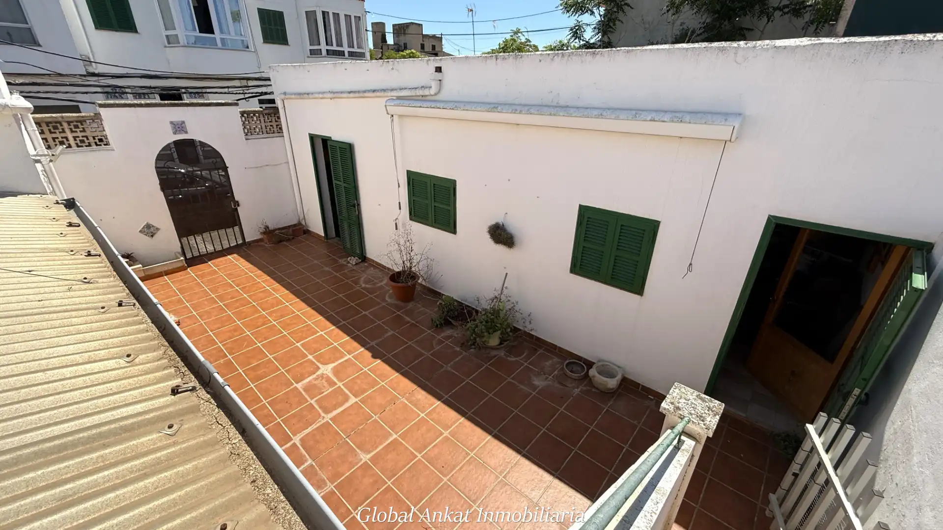 Vista exterior de Casa adosada en venda en Felanitx amb Terrassa i Traster