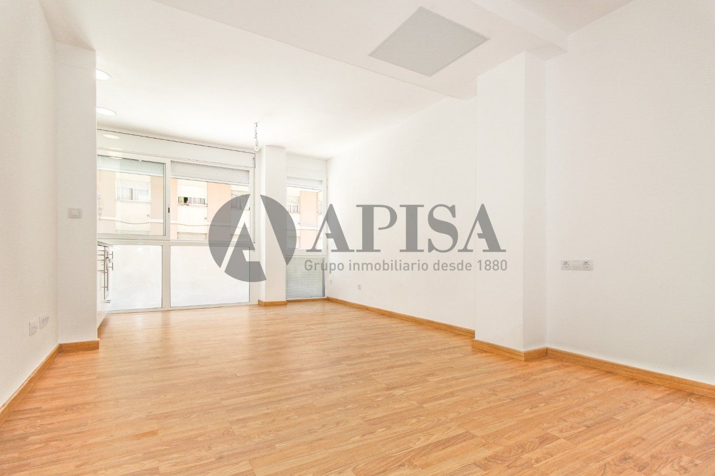 Planta baja to rent in Avenida Granvía, Granvia LH