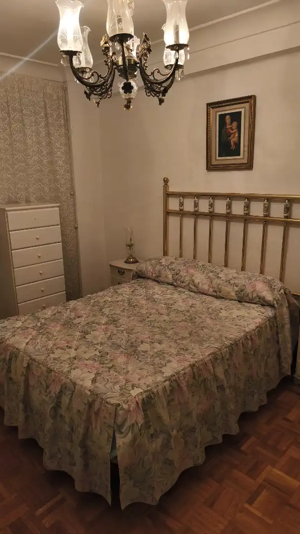 Habitación de Piso en venta en Zaragoza con Calefacción, Amueblado y Horno
