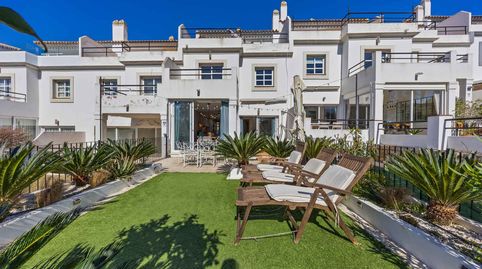 Foto 2 de Casa adosada en venda a Chullera, Manilva