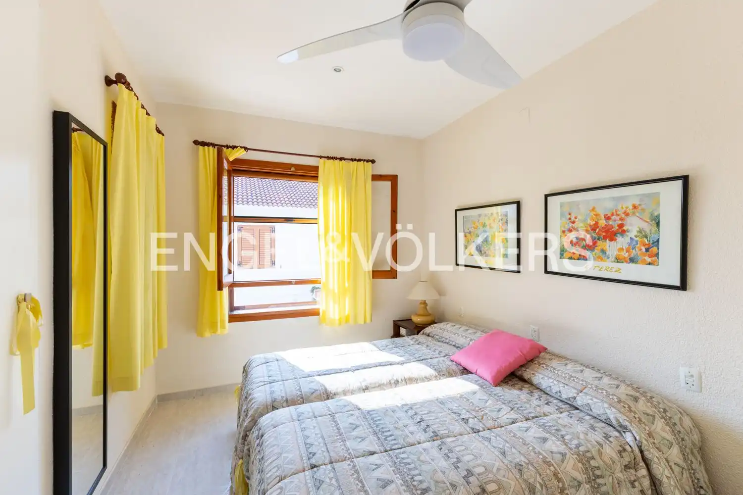 Dormitori de Casa adosada en venda en Oropesa del Mar / Orpesa amb Calefacció, Jardí privat i Terrassa