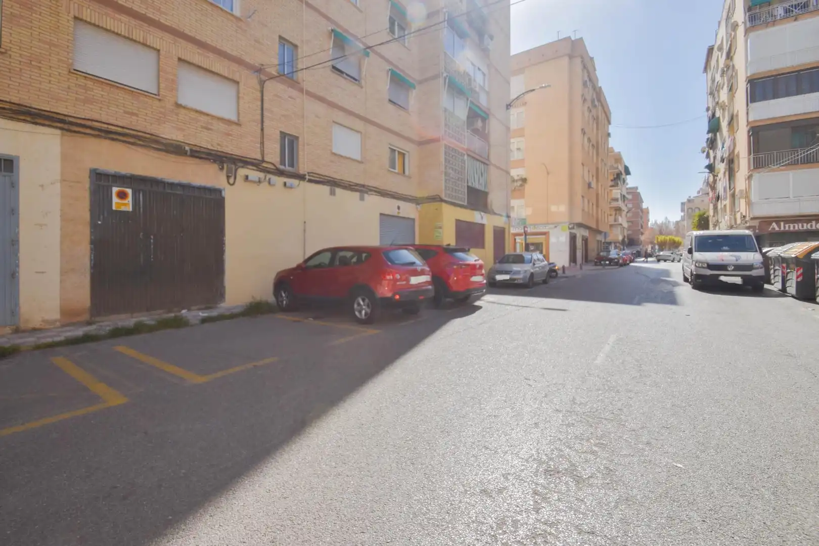 Parking of Commercial properties for sale in Zaidín