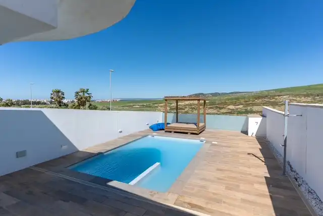 Piscina de Casa o chalet en venta en Zahara de los Atunes con Aire acondicionado, Jardín privado y Terraza
