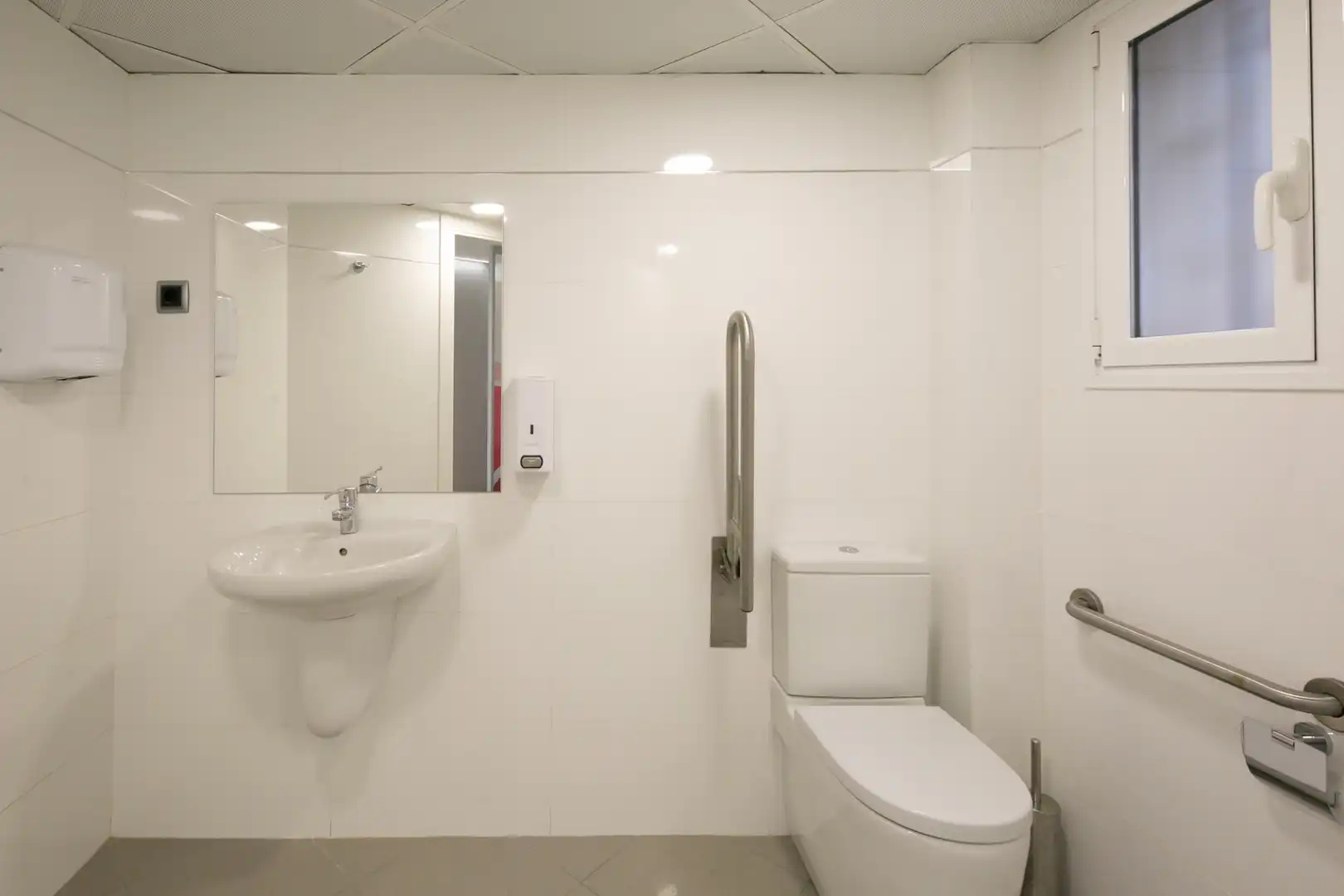 Baño de Oficina de alquiler en Eixample