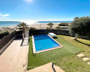 Piscina de Casa o xalet en venda en Creixell amb Aire condicionat, Jardí privat i Terrassa