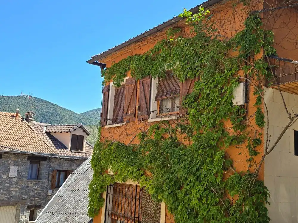 Vista exterior de Finca rústica en venta en Valle de Hecho con Trastero