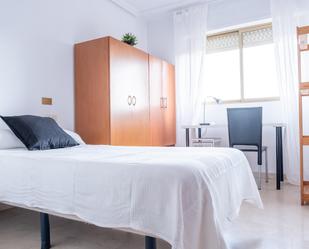 Bedroom of Flat to share in  Murcia Capital  with Air Conditioner, Terrace and Balcony