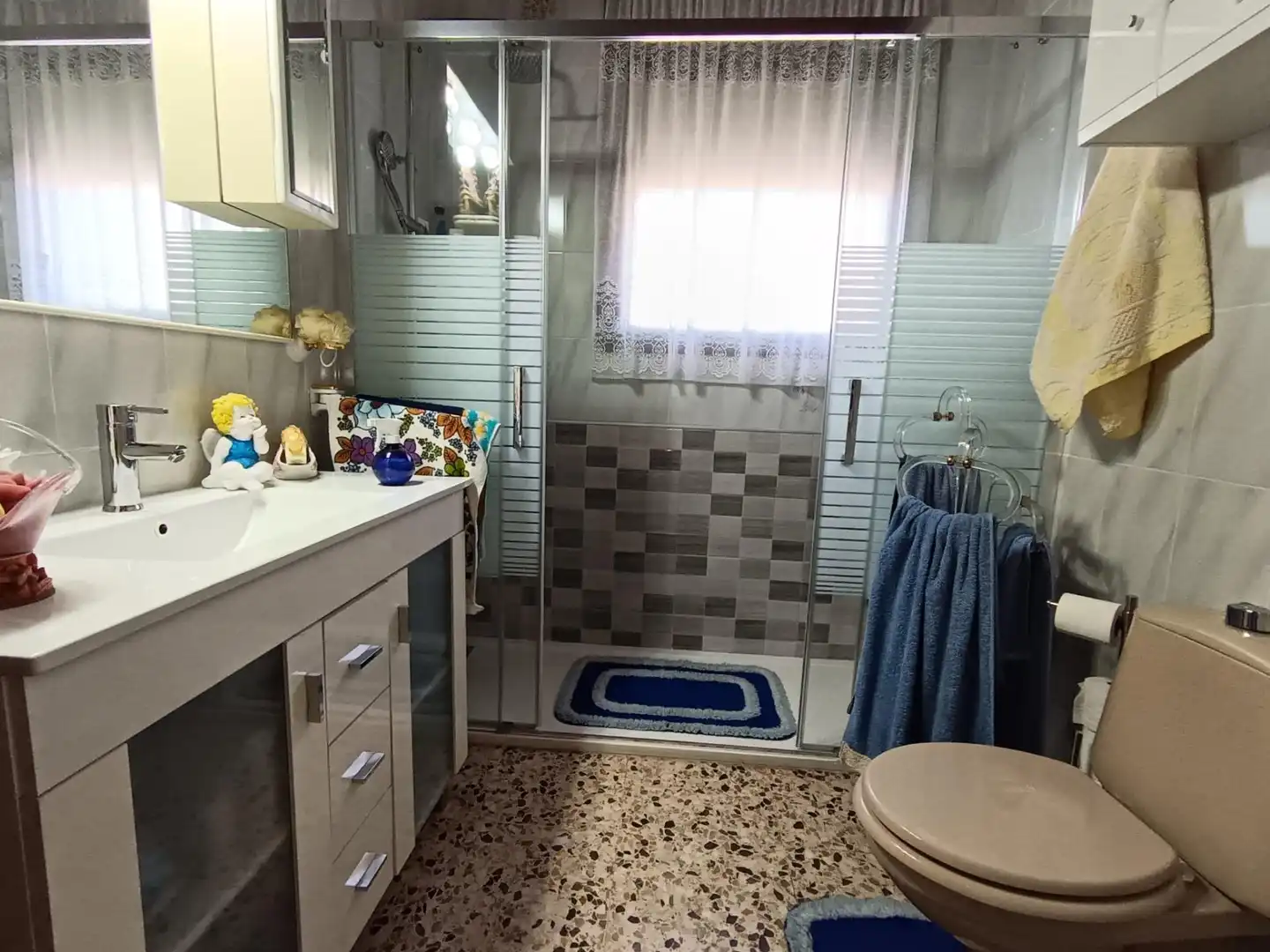 Bathroom of Houses for sale in Sentmenat  with Air Conditioner, Heating and Private garden