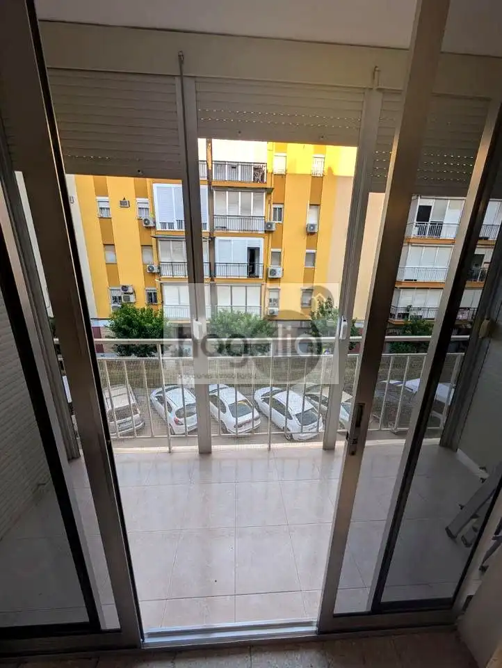 Flat to rent in Macarena, imagen 3
