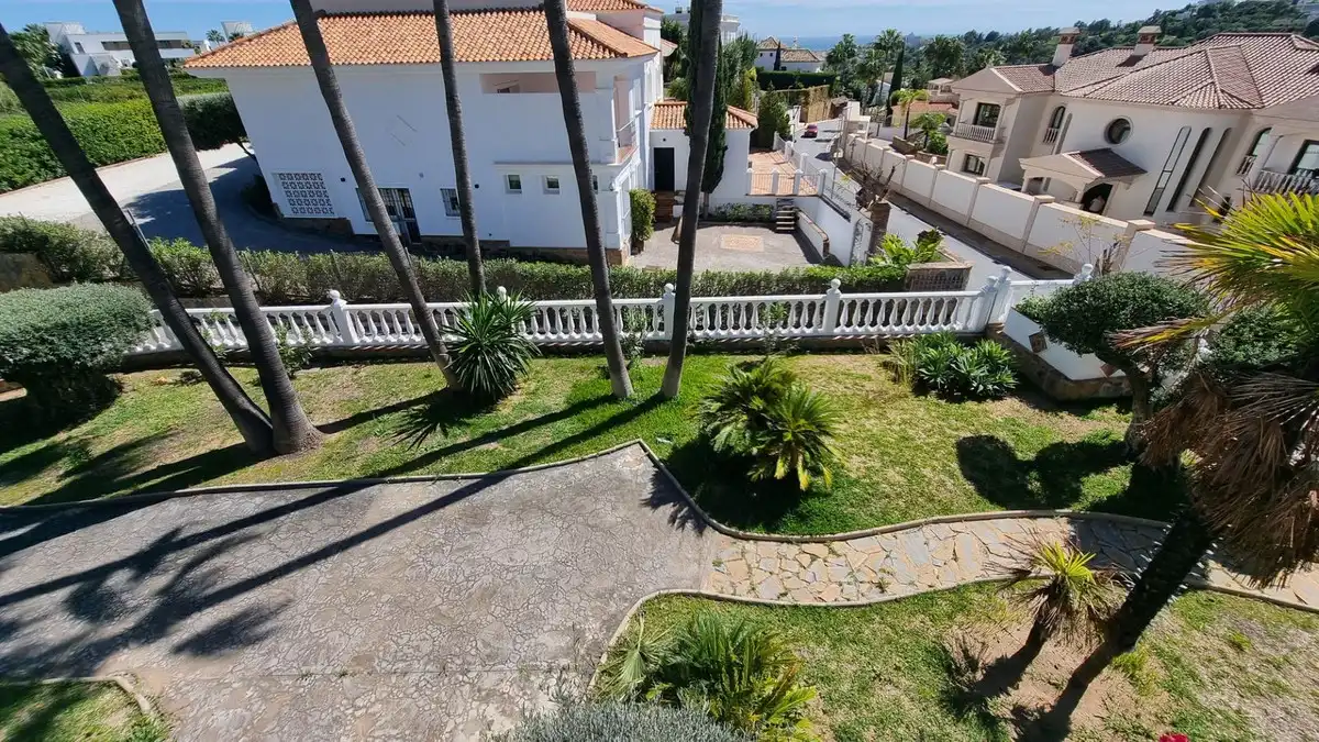 Jardí de Casa o xalet de lloguer en Benahavís amb Aire condicionat, Jardí privat i Terrassa