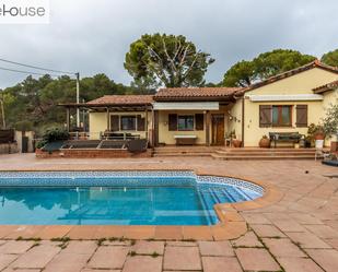 Swimming pool of House or chalet for sale in Vacarisses  with Heating, Terrace and Storage room