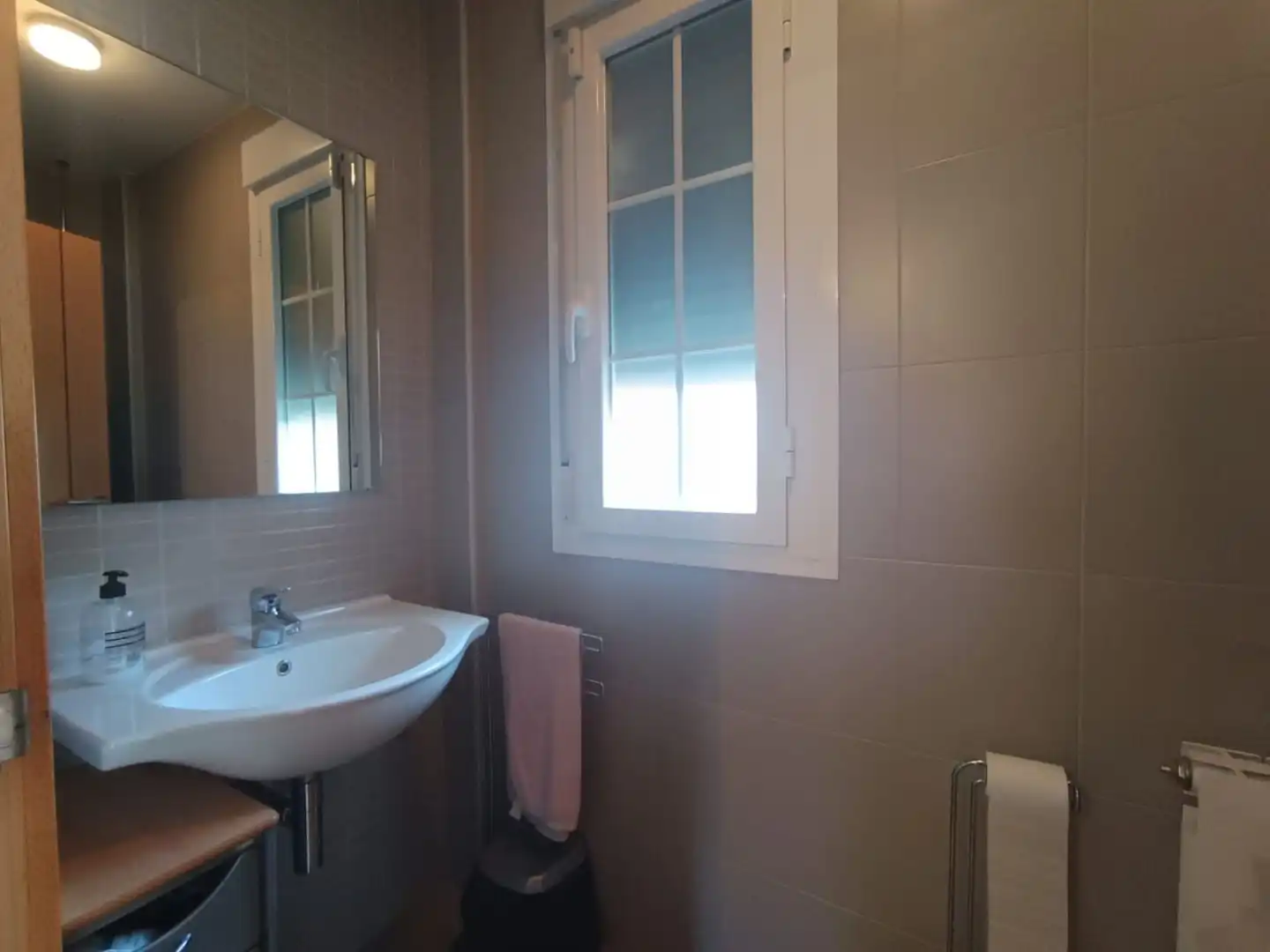 Bathroom of Houses for sale in Siétamo  with Air Conditioner, Heating and Private garden