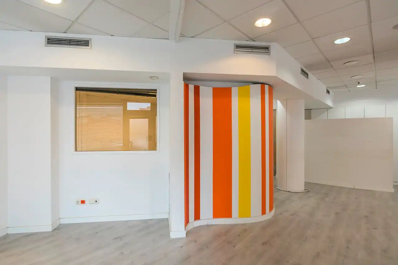 Business premises for sale in Carrer de Sarret i Arbós, imagen 14