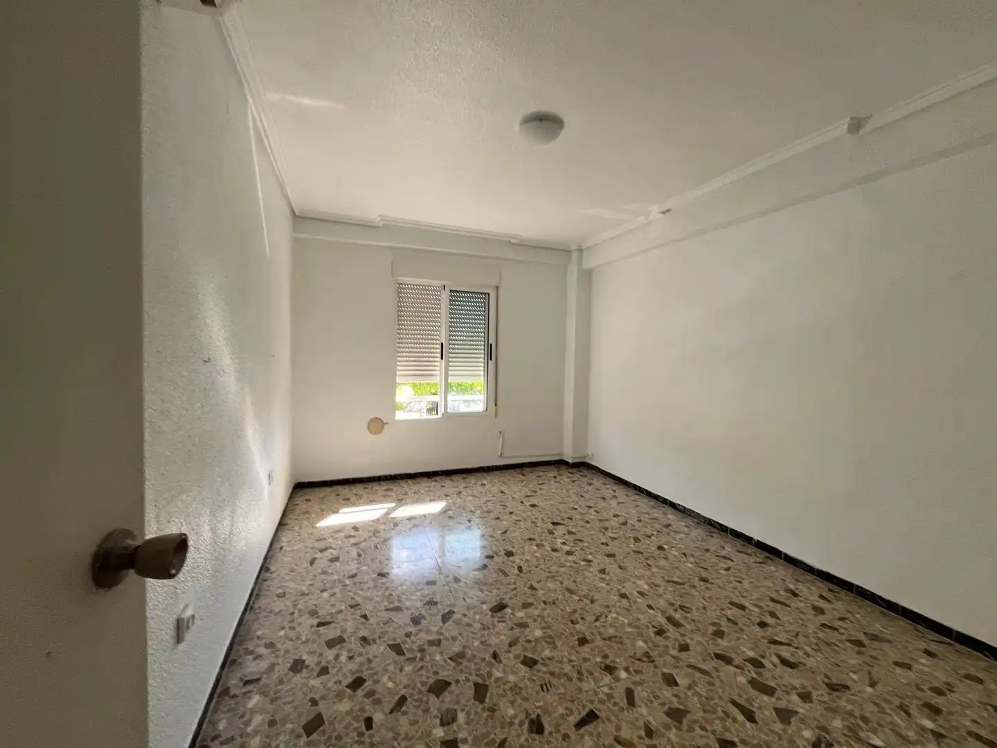 Habitación de Casa o chalet en venta en Elche / Elx con Aire acondicionado, Jardín privado y Trastero