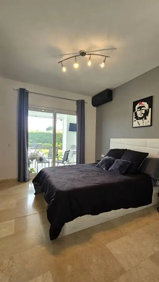 Habitación de Casa o chalet en venta en Sotogrande con Aire acondicionado, Jardín privado y Terraza