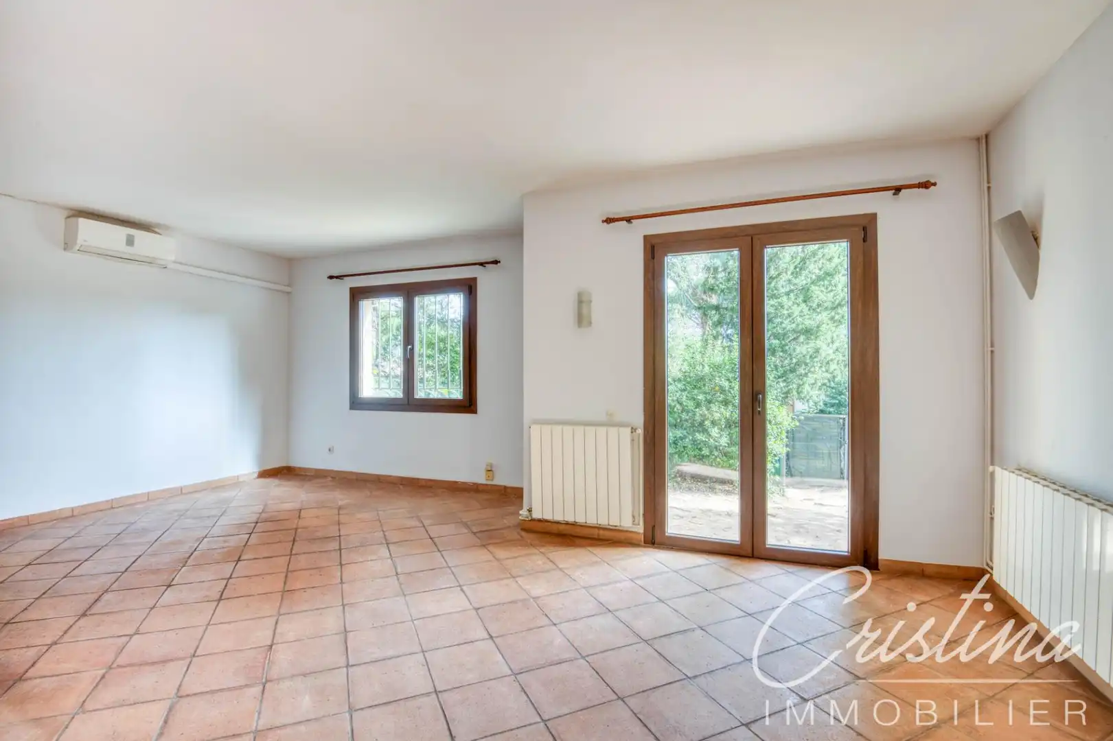 Sala de estar de Casa adosada en venta en Santa Cristina d'Aro con Calefacción, Jardín privado y Terraza